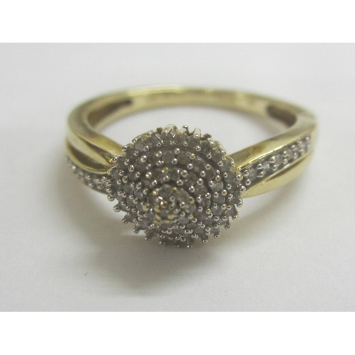 348 - 9ct. Gold Diamond Cluster Ring size Q 1/2