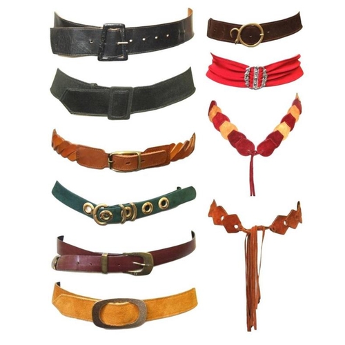 782 - 11 Vintage Belts