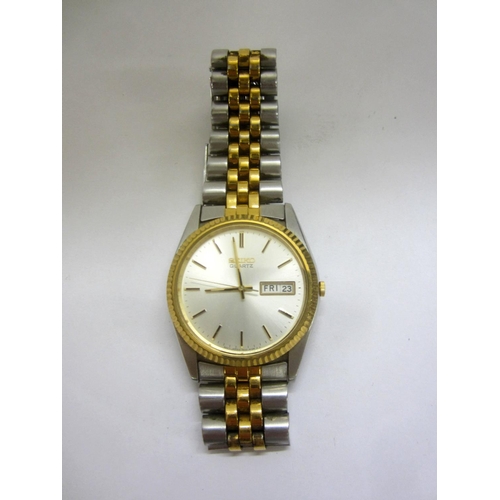 Seiko Quartz Wristwatch 7N43-8111 with date aperture