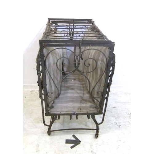 135 - Continental Iron Framed French Day Bed with scrolling metalwork (A1)