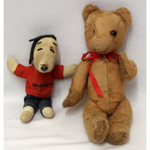 1126 - Snoopy Soft Toy with jeans & red jumper & very worn old teddy bear (2)