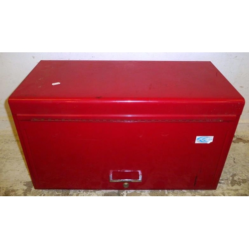 9A - Red Painted Metal Tool Cabinet with 4 sliding trays, hinged lid with front cover marked E2000 DA (ke... 