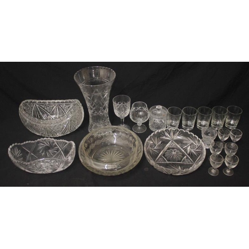 1639 - Cut Crystal Boat Shaped Dish, trifle dish, aperitif glasses, Glass Tumblers, champagne glasses, aper... 