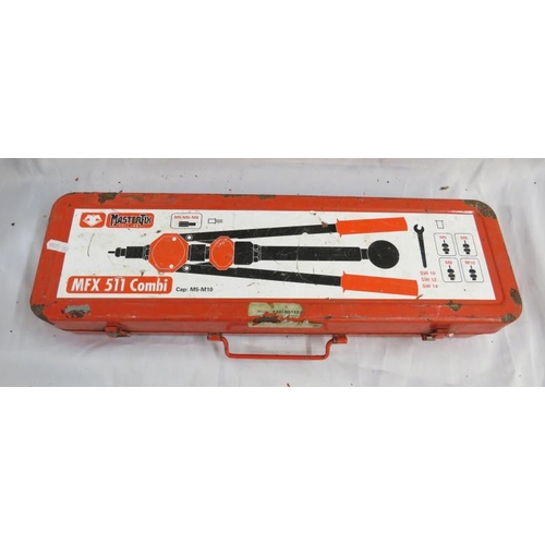 1669 - Boxed Masterfix MFX 511 Combi with M5-M10 cap Riveting Tool