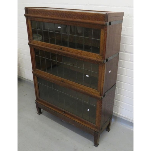 88 - 3 Section Leaded Oak Globe Wernicke Bookcase, raised on spade footed supports, raised caddy top W87c... 