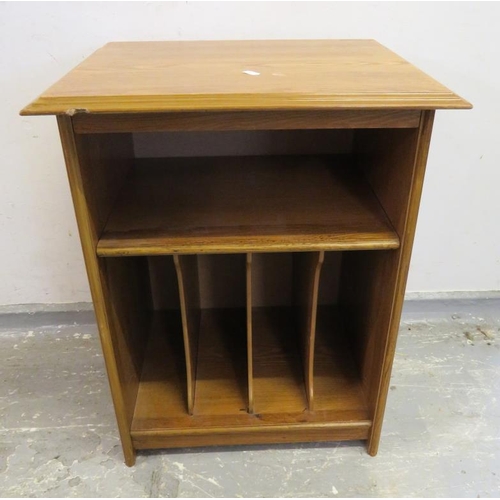 47 - Golden Oak Side Cabinet A/f, with pigeon hole nest fitted for magazine rack/records, single shelf ov... 