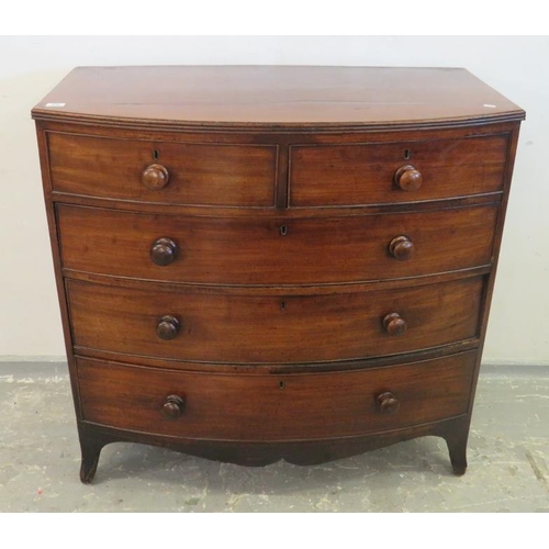 25 - Georgian Bow Fronted Chest of Drawers, 3 long under 2 short drawers on shaped apron base (A9)