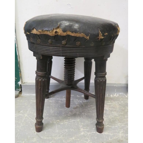 53 - Late Georgian Mahogany Gillow Style Circular Rise & Fall Piano Stool with flat stretcher on reeded t... 