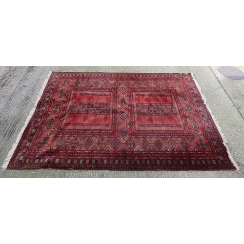 61 - Large Eastern Style Carpet with knotted tassel ends. Approx: 11.7x8.4ft (STAIRS)