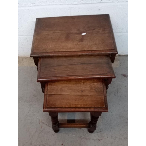 40 - Pine Dressing Table with 4 drawers to right hand pedestal approx. 105cm W x 45cm D x 74cm H with che... 