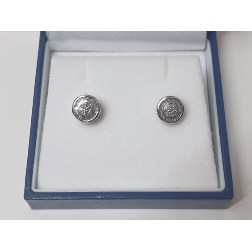 59 - Pair 925 Sterling Silver Earrings set diamonds, with certificate