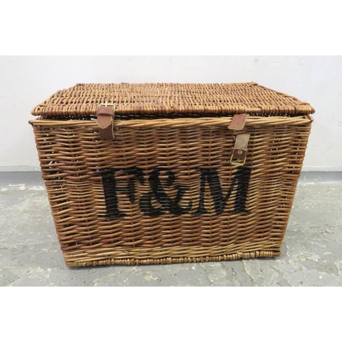 66 - Fortnum & Mason Picnic Basket