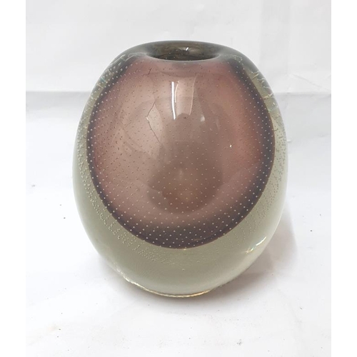 142 - Brown Bubble Glass Vase approx. 12.5cm H, no IDs