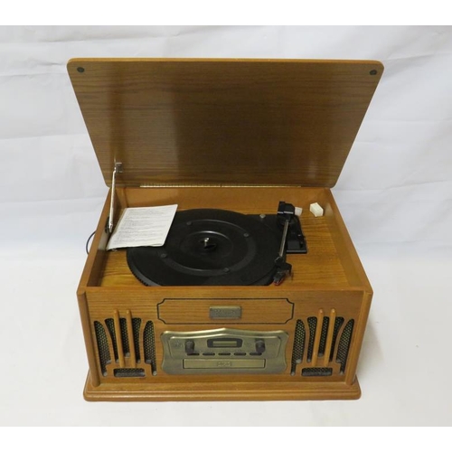 19 - Classic Collectors Edition CD, Record & Radio in vintage style case