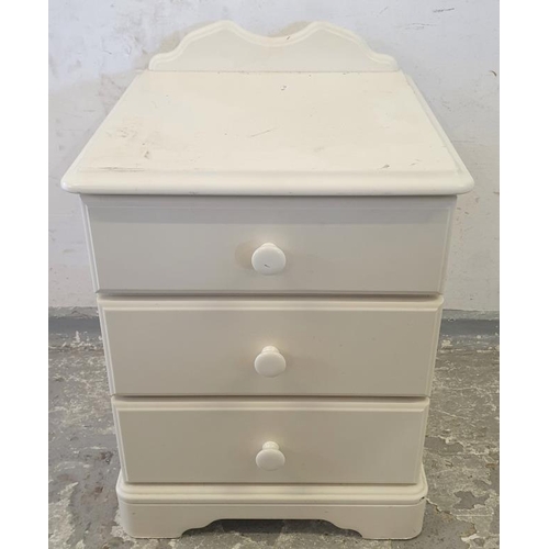 109 - White Painted Bedside Chest with 3 drawers (A4)