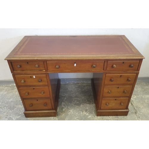 67 - Victorian Style Leather Topped Pedestal Desk (A1)