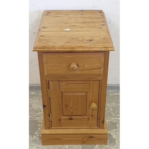 93 - Pine Bedside Cabinet, single drawer over cupboard door (A8)