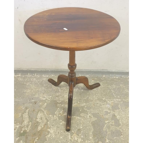 199 - Tripod Wine Table approx. Dia52.5cm x H68cm (A1)