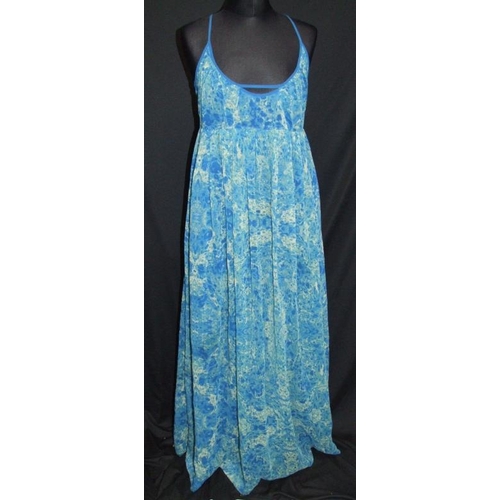 2019 - Ladies Gap Blue Summer Dress size 10