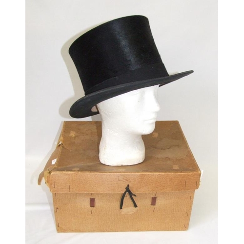 GA Dunn & Co. Vintage Moleskin Top Hat in box