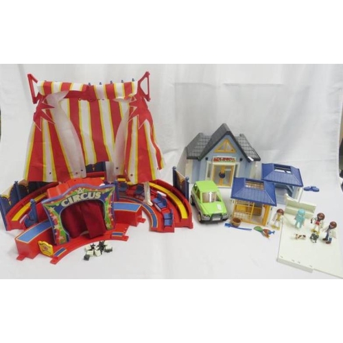 Playmobil Veterinary Clinic figures animals trees car Playmobil Circus 2 Boxes