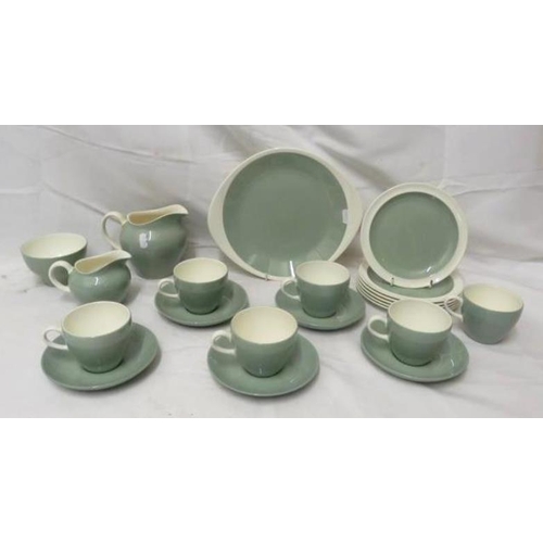 1423 - Wedgwood Green & White Decorated Tea Set incl. 6 cups, 5 saucers, 6 tea plates, milk jug, sugar bowl... 