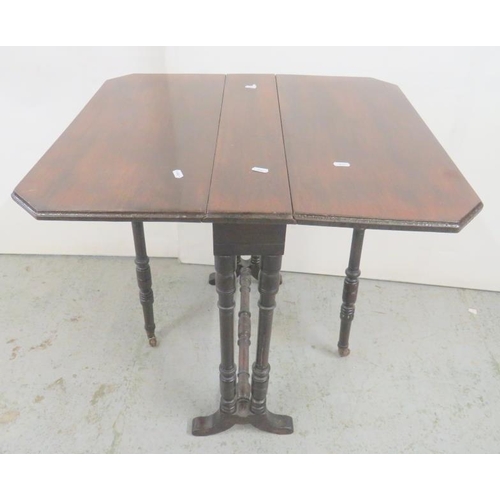 25 - Mahogany Drop Flap Pembroke Table, drop flap with gate leg action approx. 60cm x 12cm central sectio... 