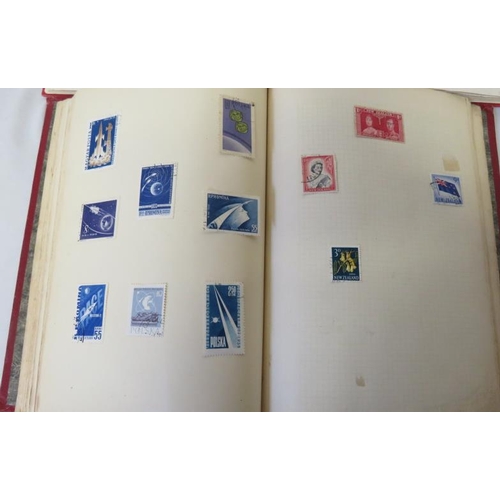 1246 - Stamps: 2 Albums World & Commonwealth Used (2)
