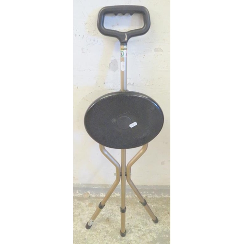 Shooting Stick Style Travelling/Folding Stool approx. 84cm H (A5)