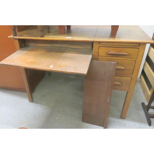 36 - Vintage Desk with extending surface area approx. 113cm W x 71cm D x 79cm H (A14)