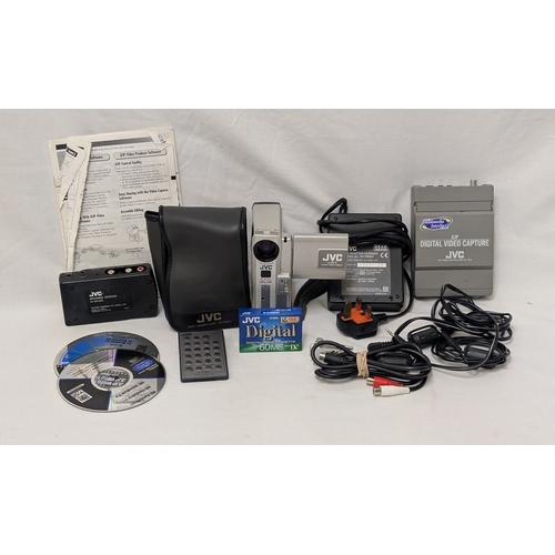JVC Digital Video Recorder model GR-DVX with accessories UNTESTED