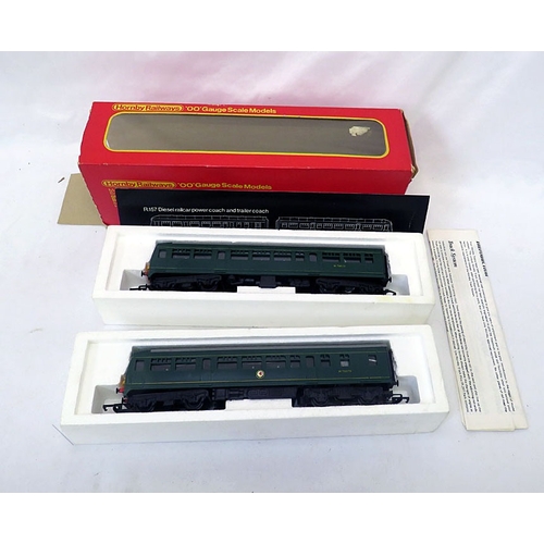 Hornby 00 Gauge R157 Diesel Railcar Power & Trailing Units