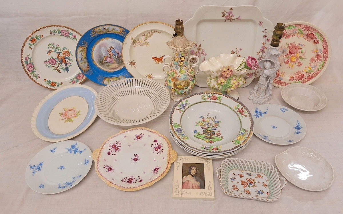 Antique Ceramics incl. small rectangular reticulated pin dish, 4 ...