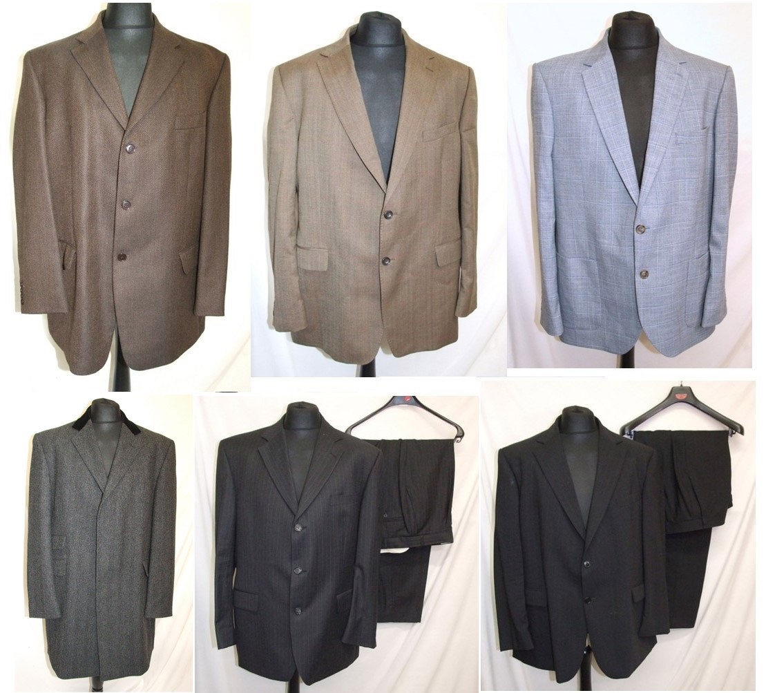 Mens M&S Grey Herringbone Tweed Wool Coat with velvet collar, size Xl ...