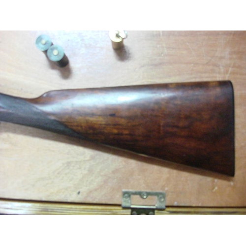 50 - A Webley and Scott double barrel twelve bore sidelock ejector: number '69010' the plain 30 inch barr... 