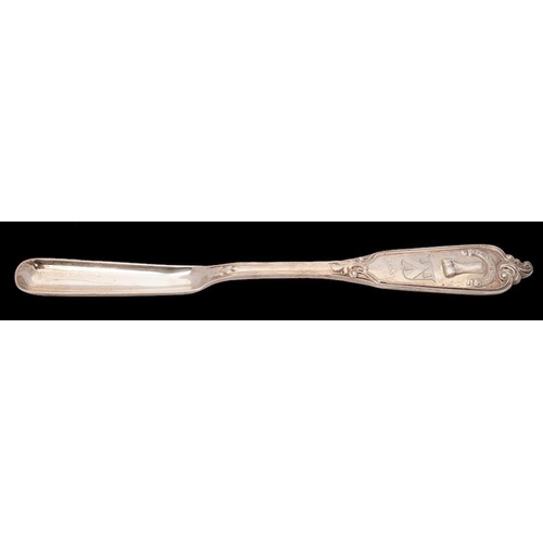 803 - A Victorian silver marrow scoop, maker  William Cunningham, Edinburgh, 1840: crested, inscribed and ... 