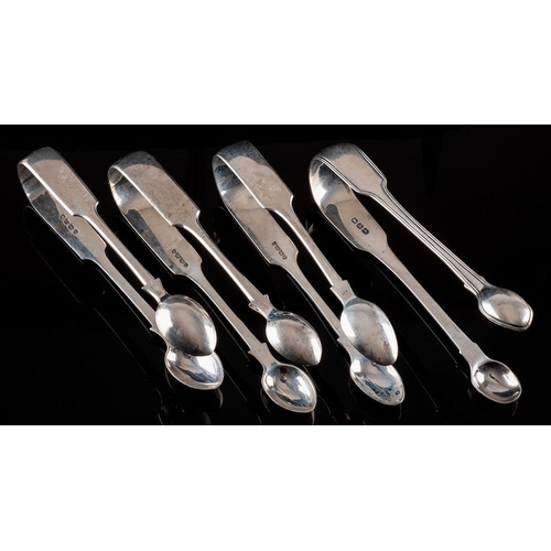 805 - A pair of Victorian provincial silver sugar tongs, maker Thomas Stone, Exeter, 1866: 14.5cm long, to... 