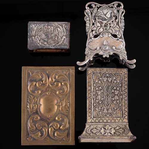 816 - The following 70 lots form a single-owner private collection of pincushions, vesta cases and matchbo... 