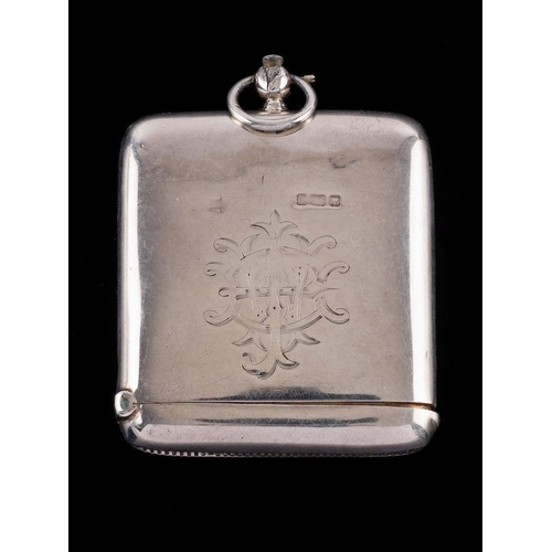 822 - An Edwardian silver combination vesta /sovereign case, maker Walker & Hall, Sheffield,1906?: monogra... 