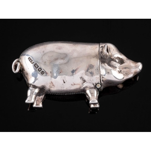 844 - An Elizabeth II silver vesta case, maker David A Bowles, London, 1990: in the form of a pig, 6.5cm l... 
