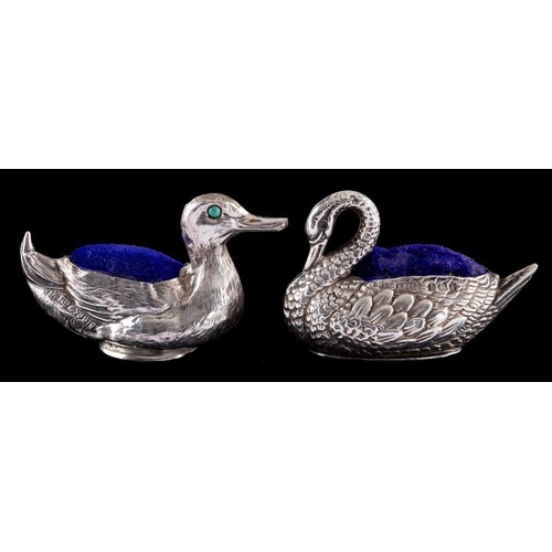 850 - An Edwardian novelty silver pin cushion, maker Adie & Lovekin Ltd,  Birmingham, 1907: in the form of... 
