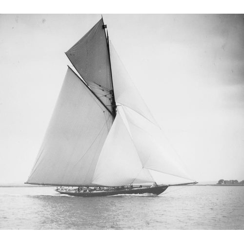 202 - A collection of early 20th century 3 inch diapositive lantern slides of  yachts and other craft: inc... 