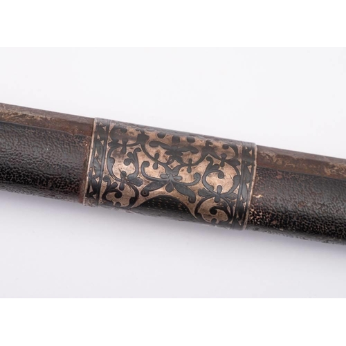 140 - A late 19th century Indo-Persian flintlock musket: the 44 1/2 inch octagonal Damascus barrel with th... 