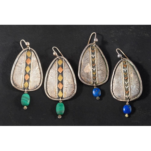 77 - Charmian Harris, two pairs of drop earrings,: one with malachite beads, the other with lapis lazuli ... 