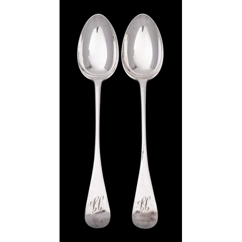 40 - A pair of Victorian silver Old English pattern serving spoons, maker walker & Hall, Sheffield, 1885:... 