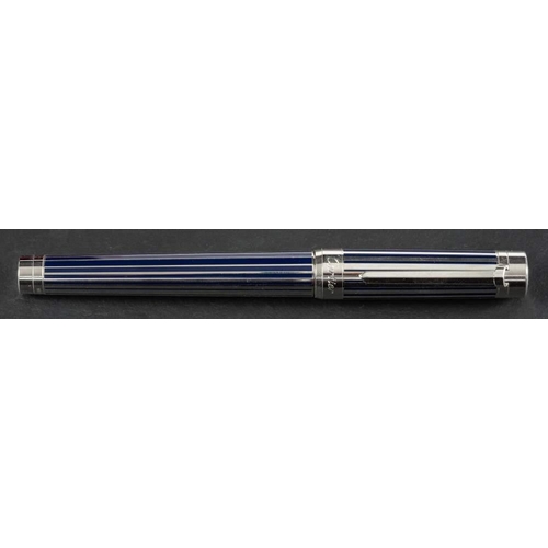 430 - Cartier, a Pasha de Cartier Clous de Paris Fountain Pen,:  with a blue laquer body, platinum finish ... 