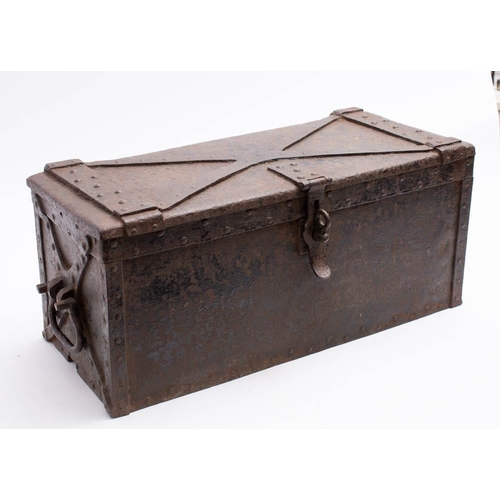 262 - A late 18th/early 19th century iron trunk: with studded strap work to top and side with  padlock has... 