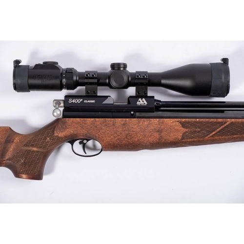 439 - An Air Arms S400F Classic. 177 calibre bolt action PCP air rifle: serial number '111438', fitted sup... 