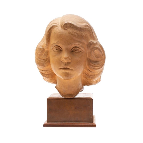 562 - * Arthur Fleischmann (1896-1990) Bust of a Katherine McClure-Smith, aged 3,  terracotta, incised sig... 