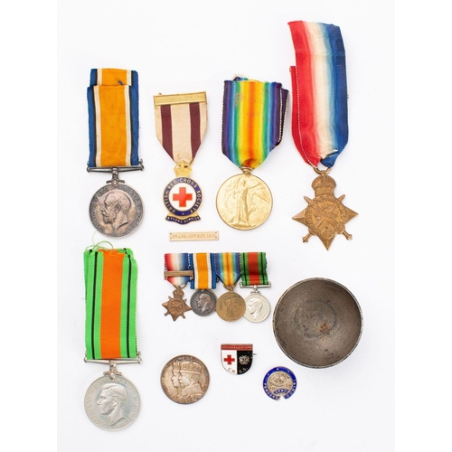 361 - A WWI 1914-15 star to '2284 Pte R H Upsom 1/4 Sea Highrs' and WWI pair to Lieut R H Upson RAF, toget... 